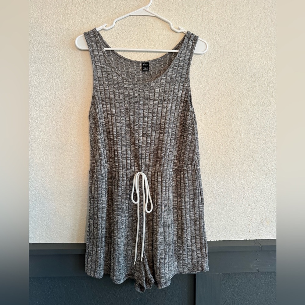 Gray Ribbed Knit Tie Waist Romper Size XL